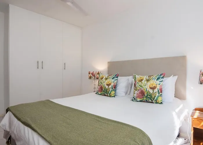 Chakas Cove 24